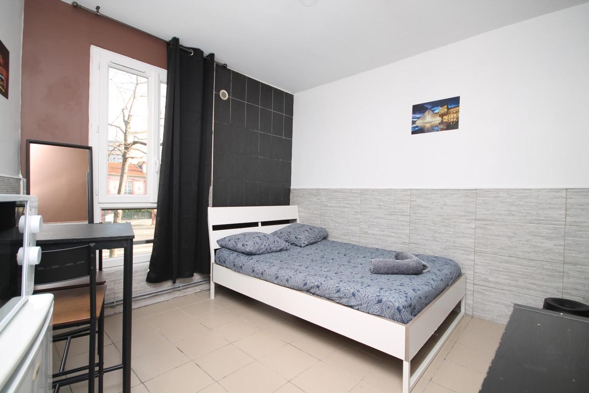 04 - Chambre Avec Lit Double Proche Paris Et Transports Wifi Σαιν-Ντενί Εξωτερικό φωτογραφία